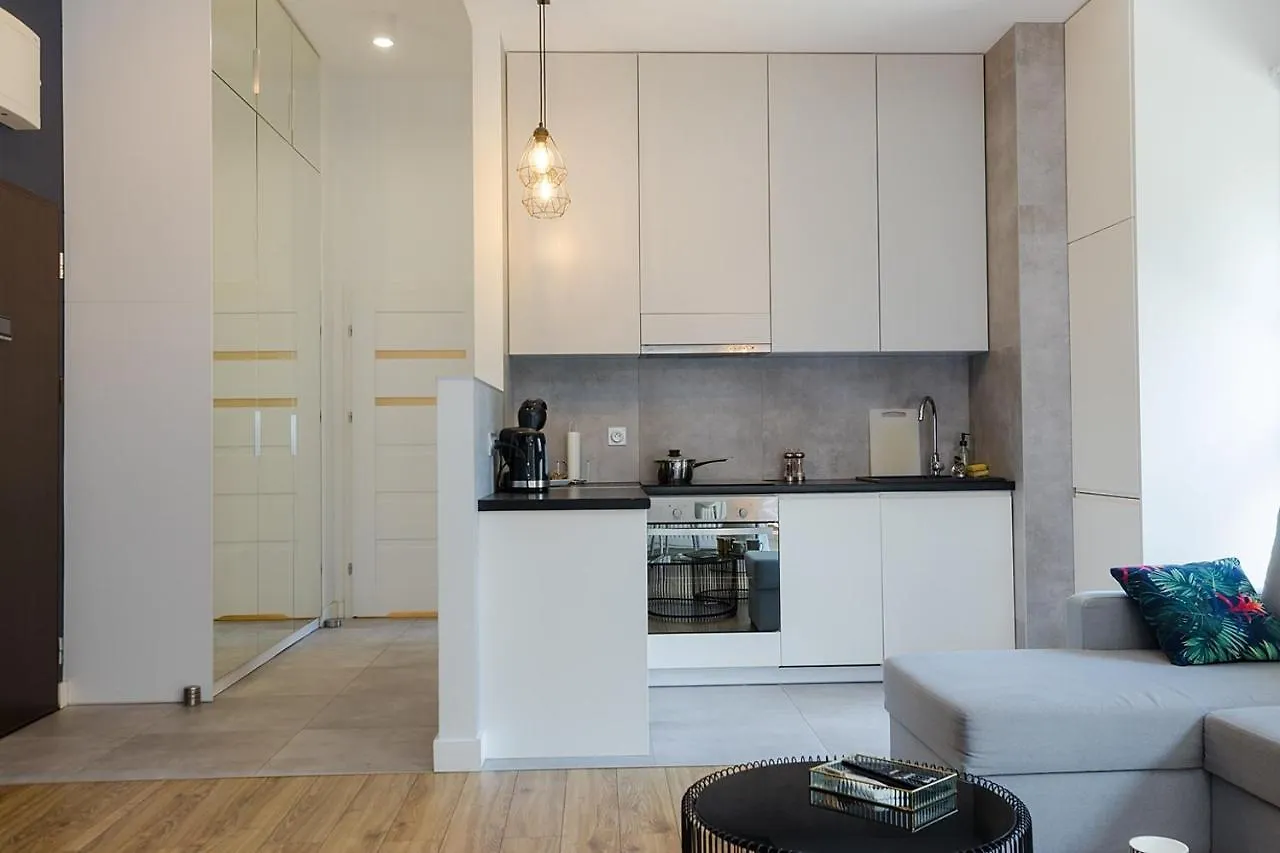 Woronicza Premium - Jungle Warsaw Apartment Poland